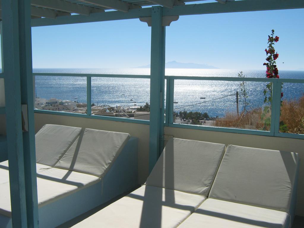 Villa Anneta Kamári Buitenkant foto