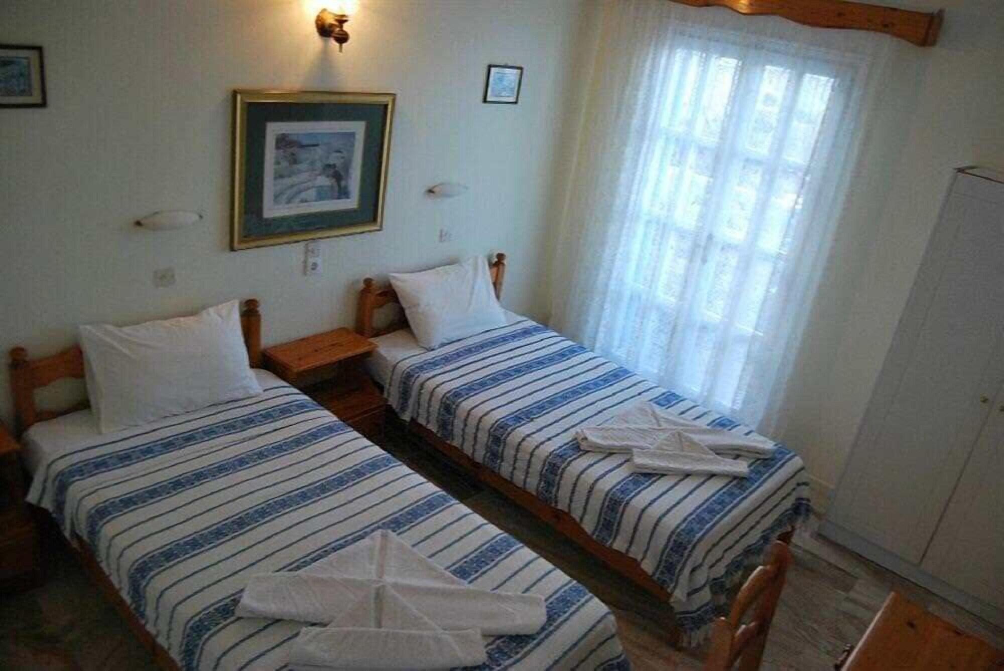 Villa Anneta Kamári Buitenkant foto
