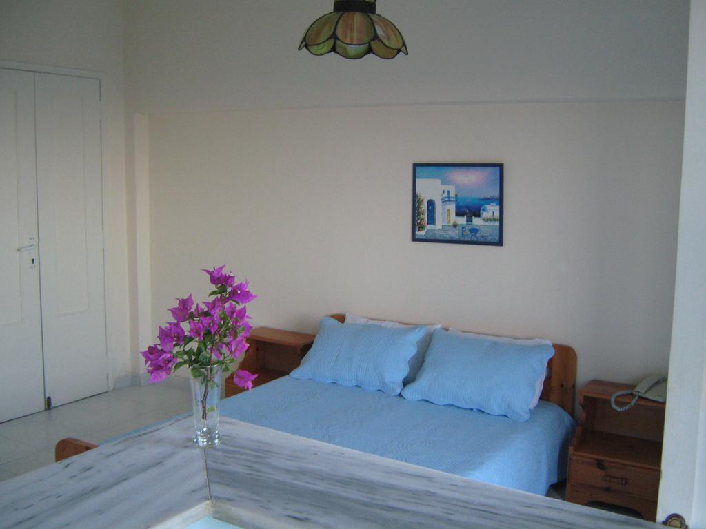 Villa Anneta Kamári Kamer foto